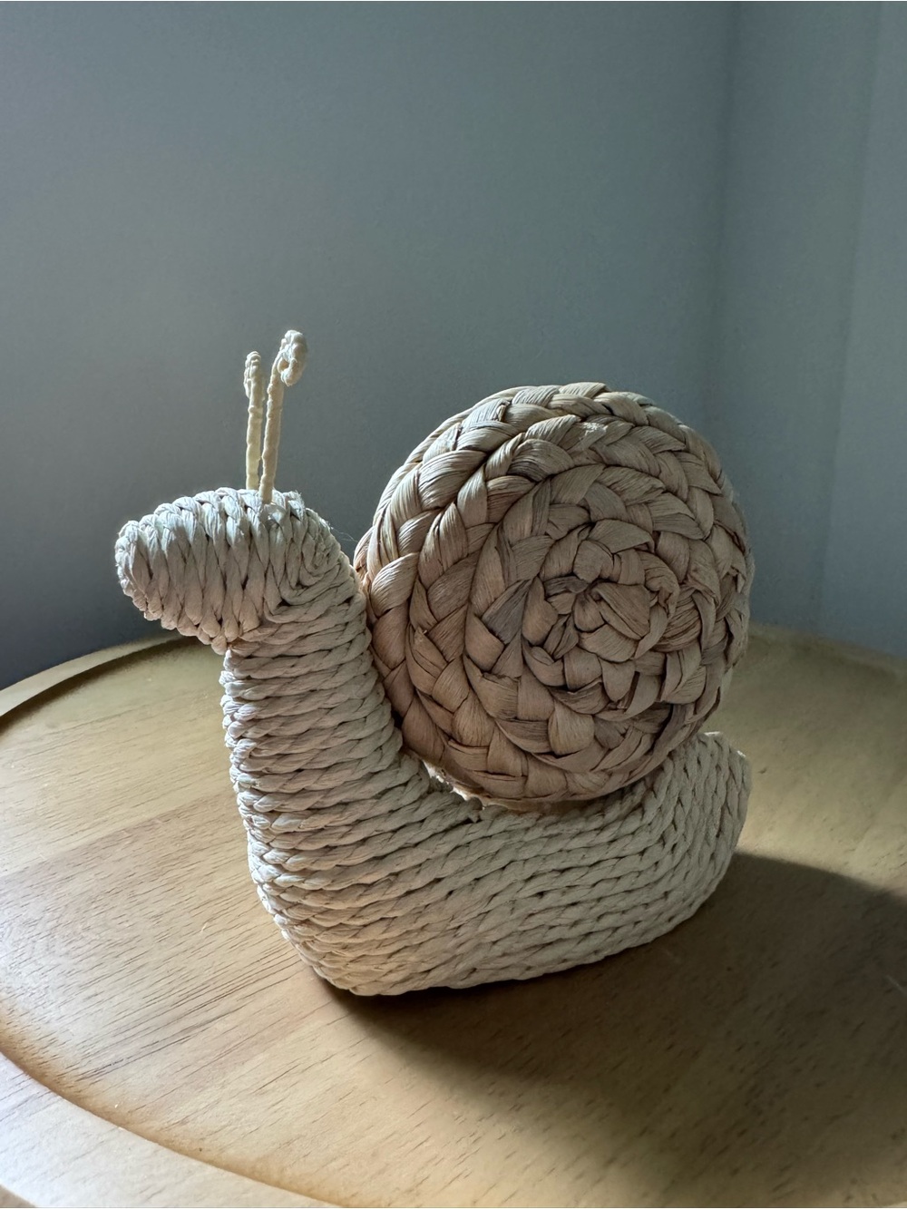 Decorative Rattan Garden Snail